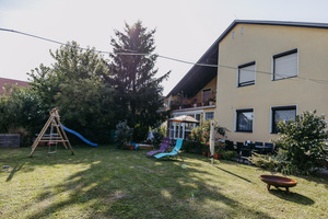 Apartment Moni Garten mit Ruckseite Haus_056_Burgenland_Tourismus_wearegiving